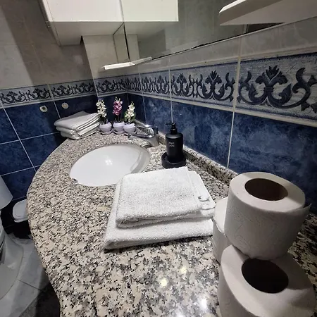 아파트 3ege Ueniversitesine Ve Hastane Ye Cok Yakin Aile Icin Uygun *