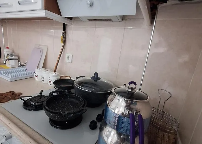 3ege üniversitesine Ve Hastane Ye çok Yakın Aile Için Uygun Bornova