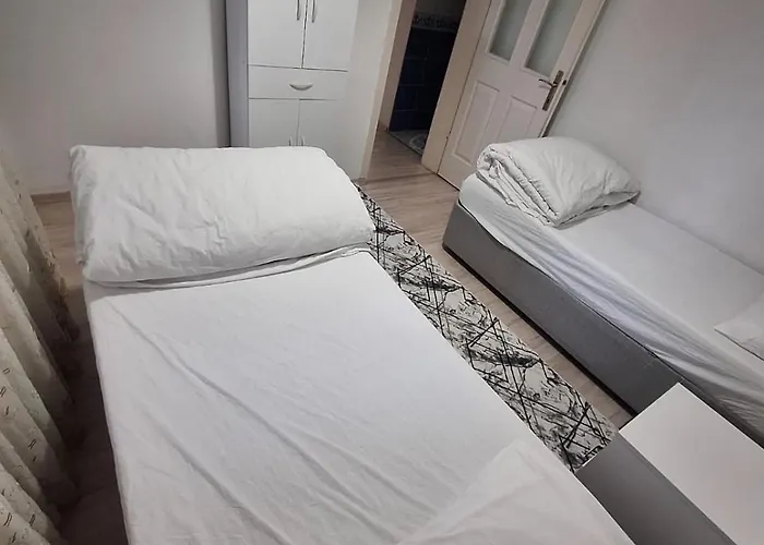 3ege üniversitesine Ve Hastane Ye çok Yakın Aile Için Uygun