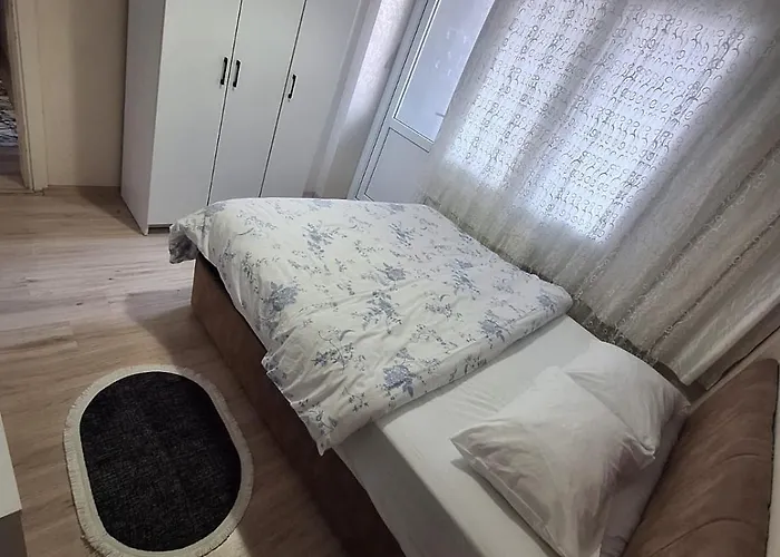 3ege üniversitesine Ve Hastane Ye çok Yakın Aile Için Uygun Appartement *
